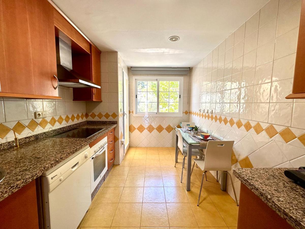 Moderno Apartamento Con Preciosas Vistas Al Mar En Urbanizacion Con Piscina - Rio Real 11 2G Marbellac Extérieur photo